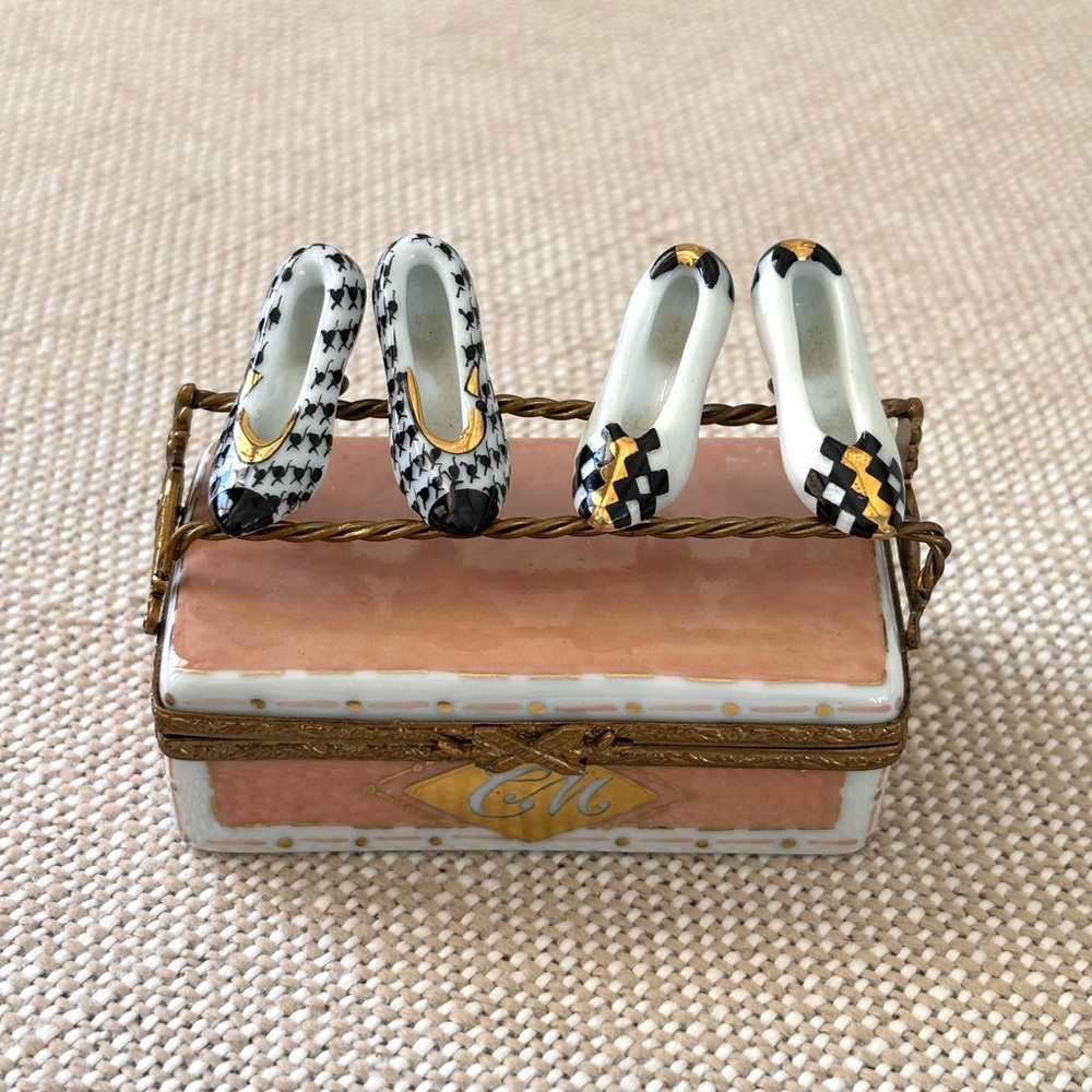Limoges Vintage Porcelain Trinket Box Wire Rack For Shoes Hand Painted Signed